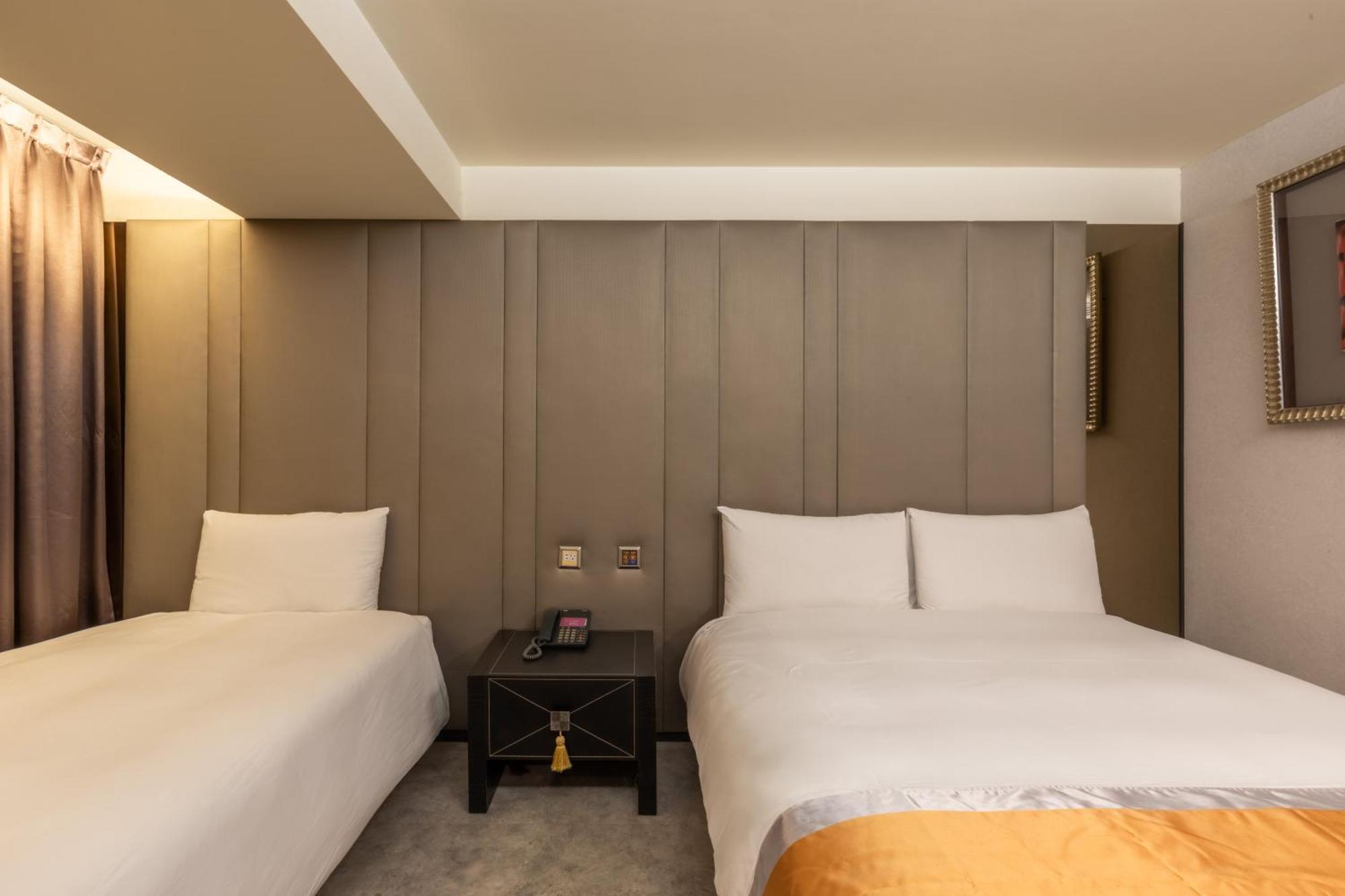 เร็ยเมียแฟชั่นโฮเต็ล Hotel ไถจง ภายนอก รูปภาพ