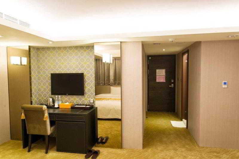 เร็ยเมียแฟชั่นโฮเต็ล Hotel ไถจง ภายนอก รูปภาพ